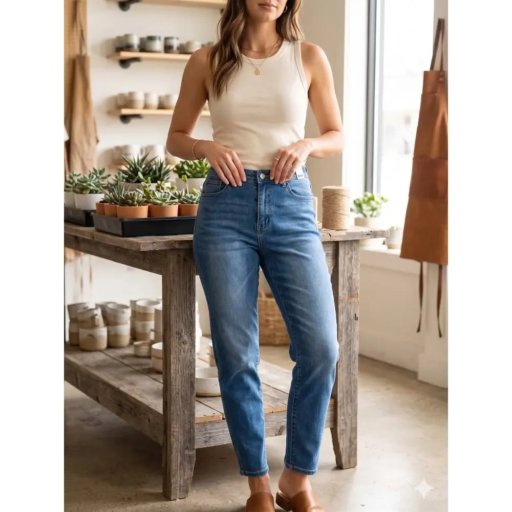 NWT Judy Blue Womens M Minimalist Staple Y2K High Waist Slim Stretch‎ Blue Jeans